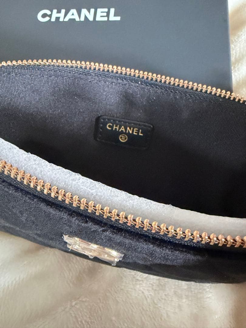 チコCHANEL シャネル ベロア キルティング クラッチバッグ ブラック