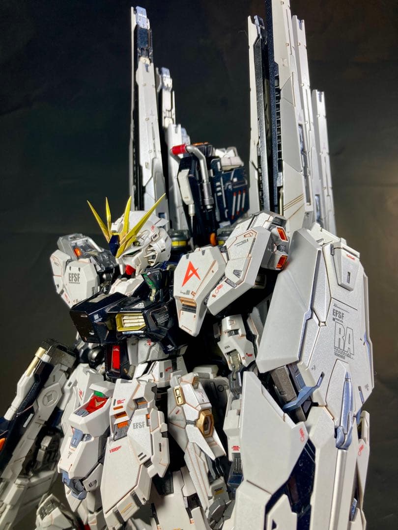 MGEX級 νガンダム 海外スタジオ 塗装済み完成品
