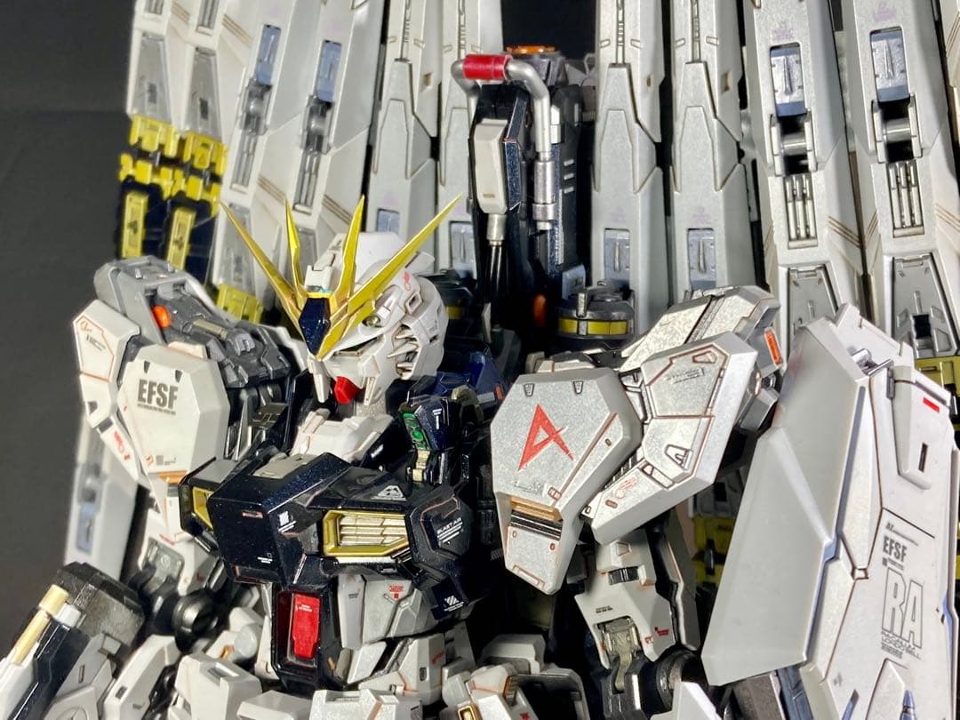 MGEX級 νガンダム 海外スタジオ 塗装済み完成品