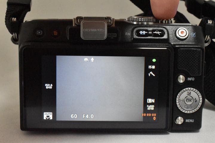 【美品】OLYMPUS PEN E-PL3 ブラック レンズキット