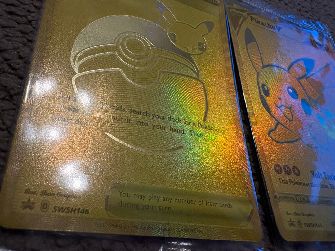 H*i様 ゴールデン ピカチュウV【英語版】モンスターボール/2枚セット/25t