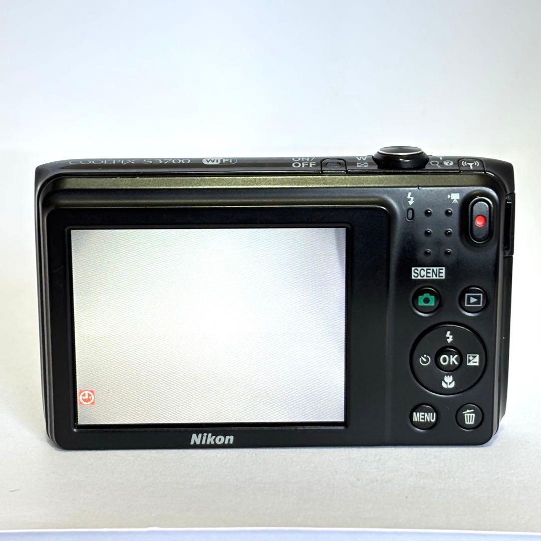 Nikon coolpix S3700 ニコン　デジカメ　SDカード付【2GB】