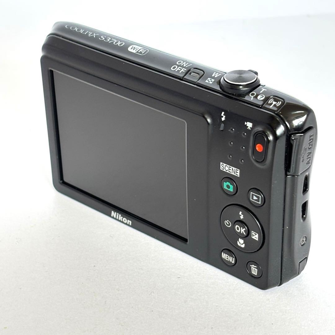 Nikon coolpix S3700 ニコン　デジカメ　SDカード付【2GB】