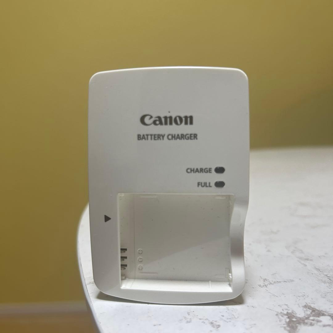 CANON キャノン　IXY DIGITAL 25 IS PC1262 デジカメ