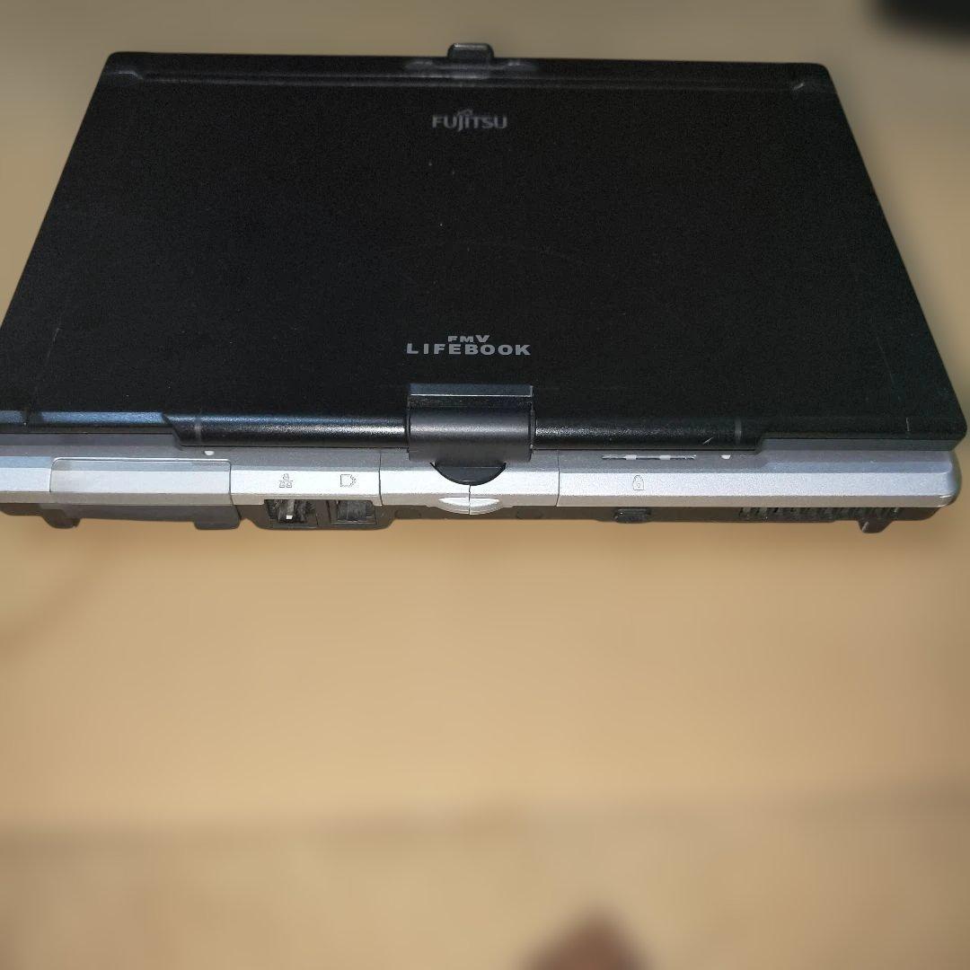 稀少！Fujitsu Lifebook FMV-P8270