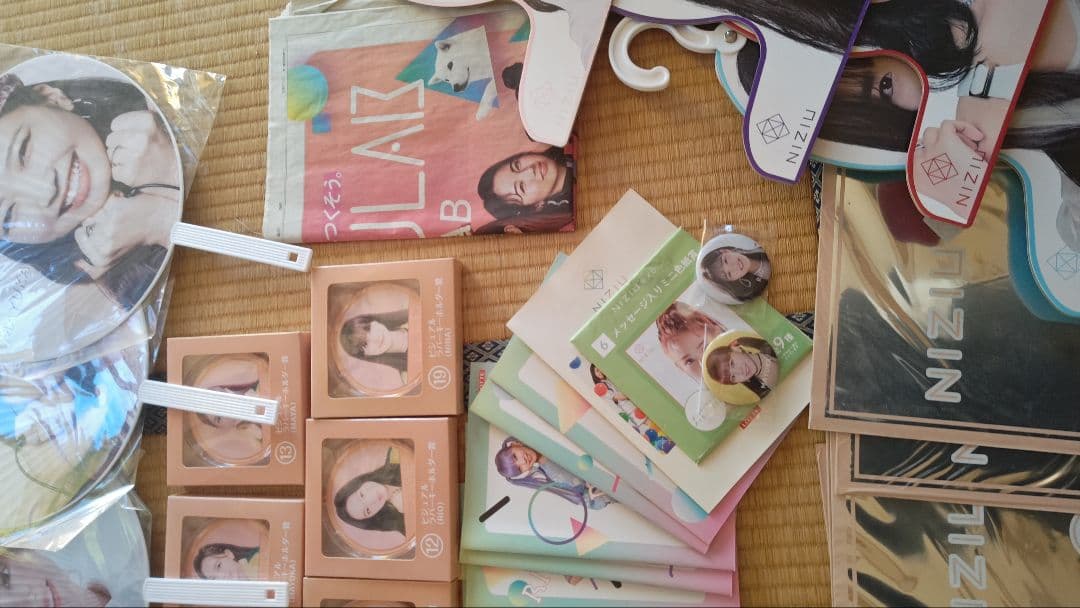 NiziUグッズいろいろまとめ売り