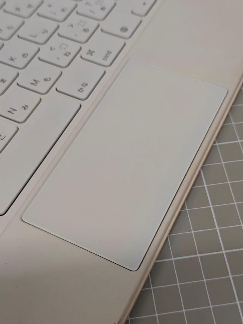 アップル純正 マジックキーボード ipad air M2等に A2480