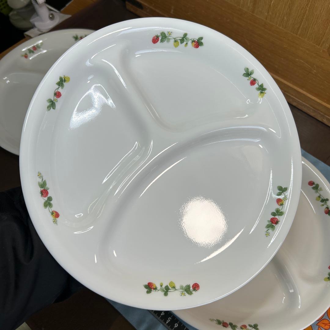 コレール　スウィートストロベリー　ランチ皿(大) ほぼ新品の美品　５枚