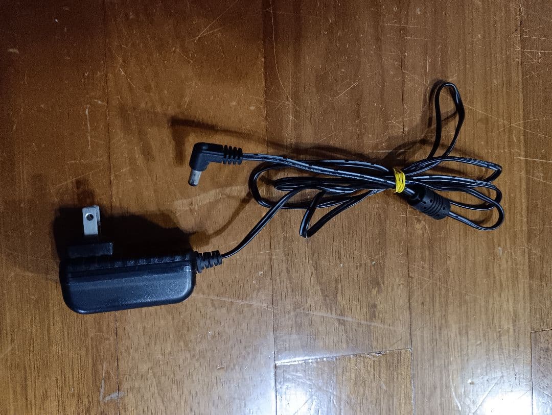 【音出し確認済み・美品】PlayTech 61鍵キーボード スタンド&ペダルつき