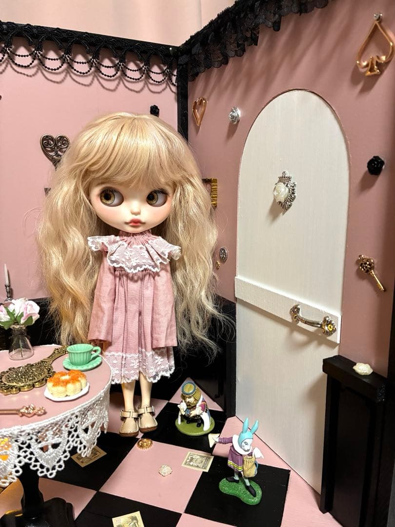 訳あり価格❣️ ドールハウス 木製　#181