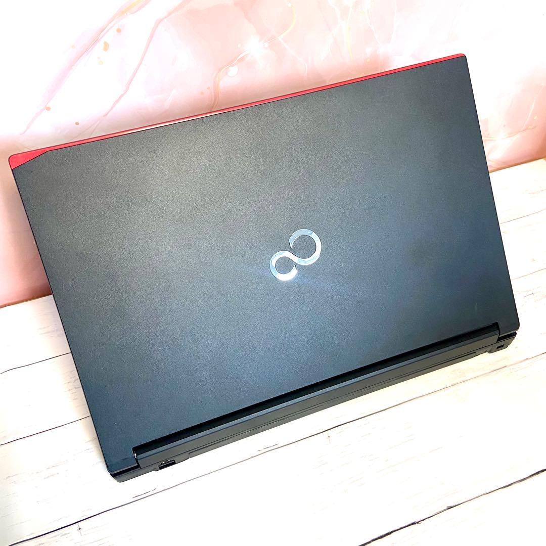 たっぷり大容量♪富士通ノートパソコン Windows11 カメラ付き