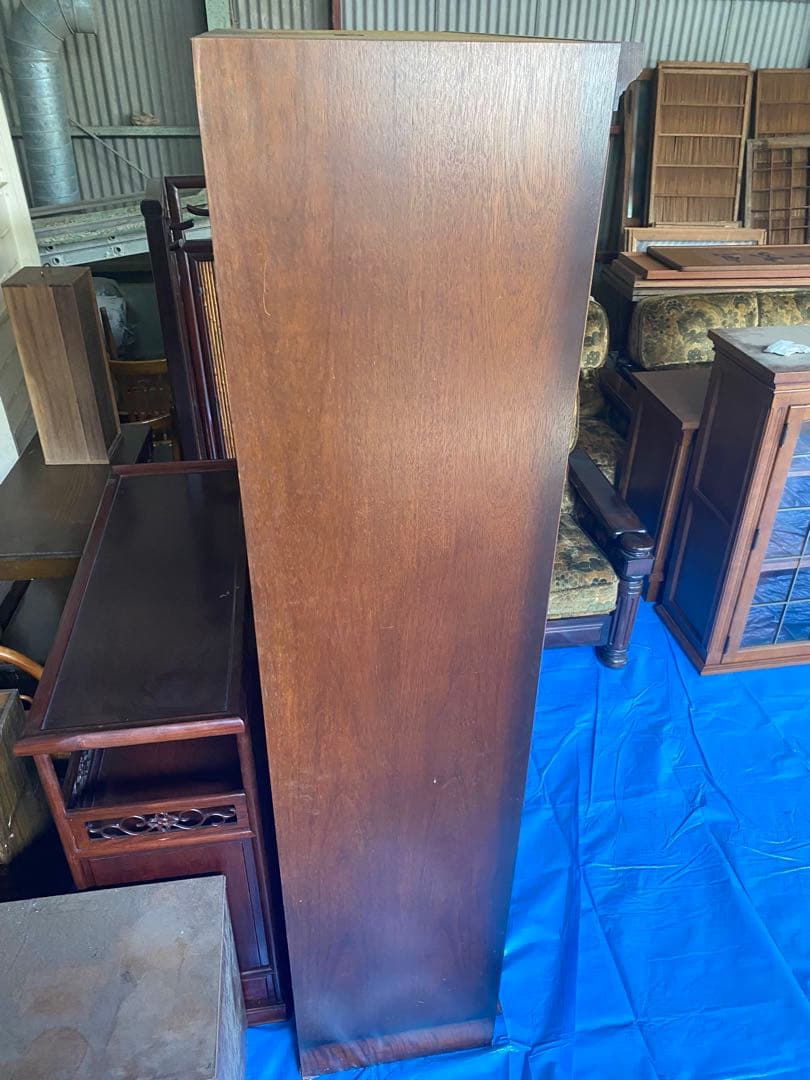 カリモク　コロニアル　食器棚　昭和レトロ　家具　キャビネット