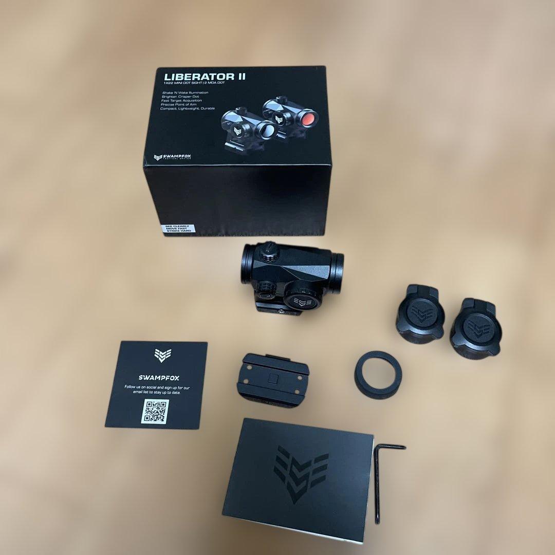 SWAMPFOX LIBERATOR Ⅱレッドドットサイト実物　スコープ