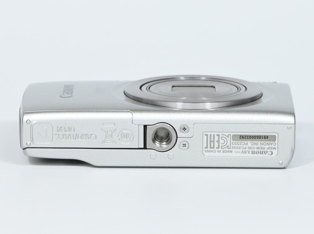 【美品】 キヤノン　Canon IXY 200 シルバー