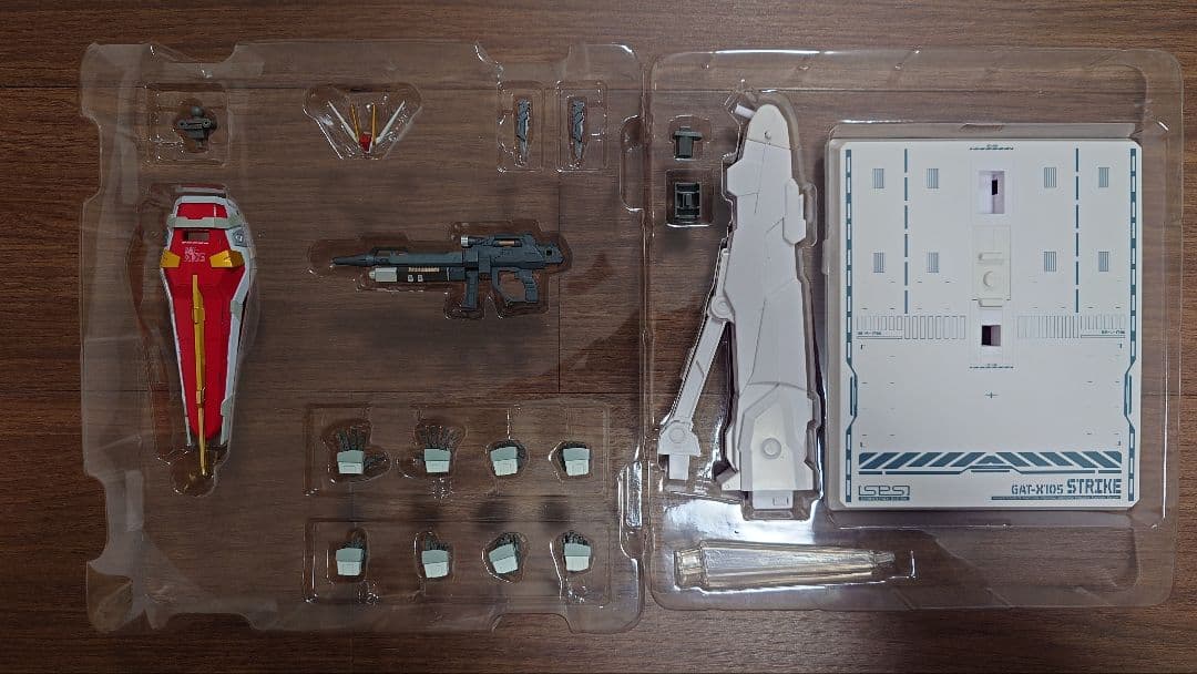 メタルビルド 4点セット ストライクガンダム　エール/ランチャー/ソード