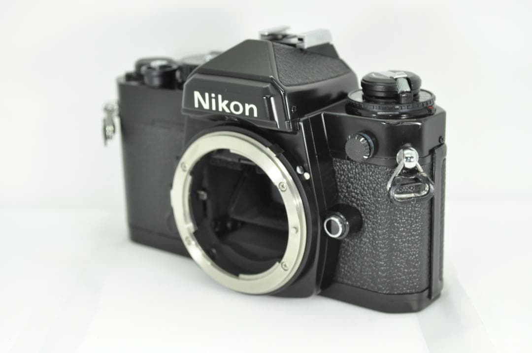 送料無料 美品 モルト交換済 清掃 簡易整備済Nikon ニコン FE ボディ