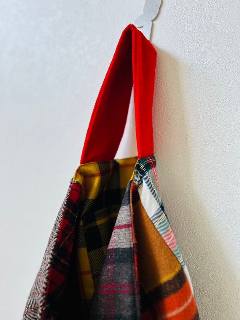∴●///『あったか素材もりもりリバーシブルチェッカーズBAG』
