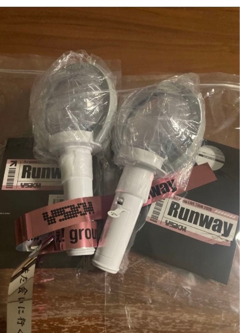 Aぇ! group ペンライト　Runway 2本セット　おまけ付き
