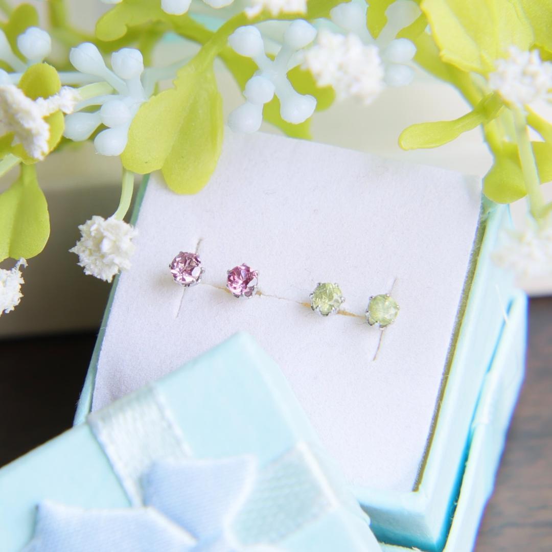 春色　希少ガーネット　マラヤガーネット　デマントイドガーネット　一粒ピアスセット