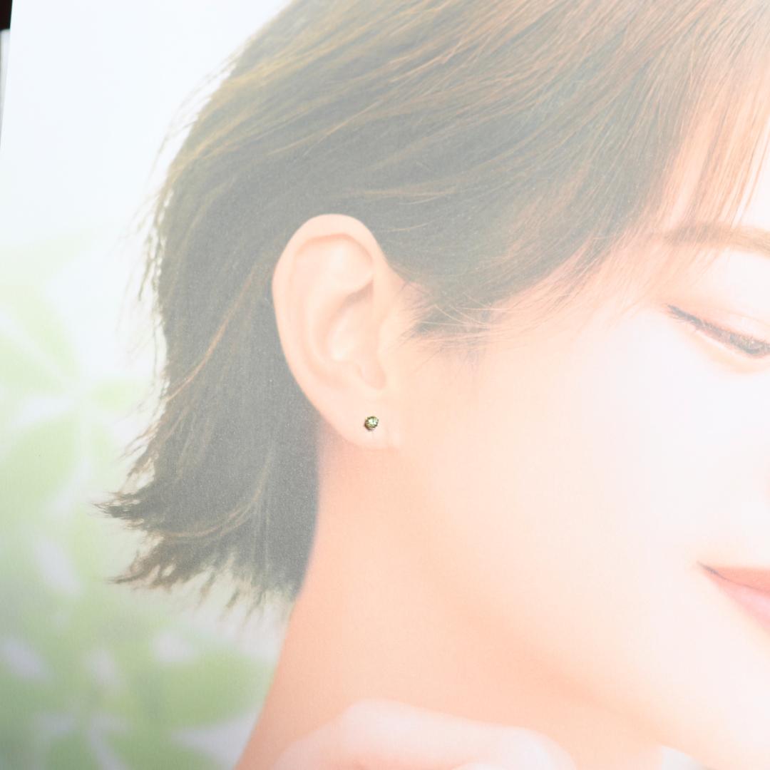 春色　希少ガーネット　マラヤガーネット　デマントイドガーネット　一粒ピアスセット