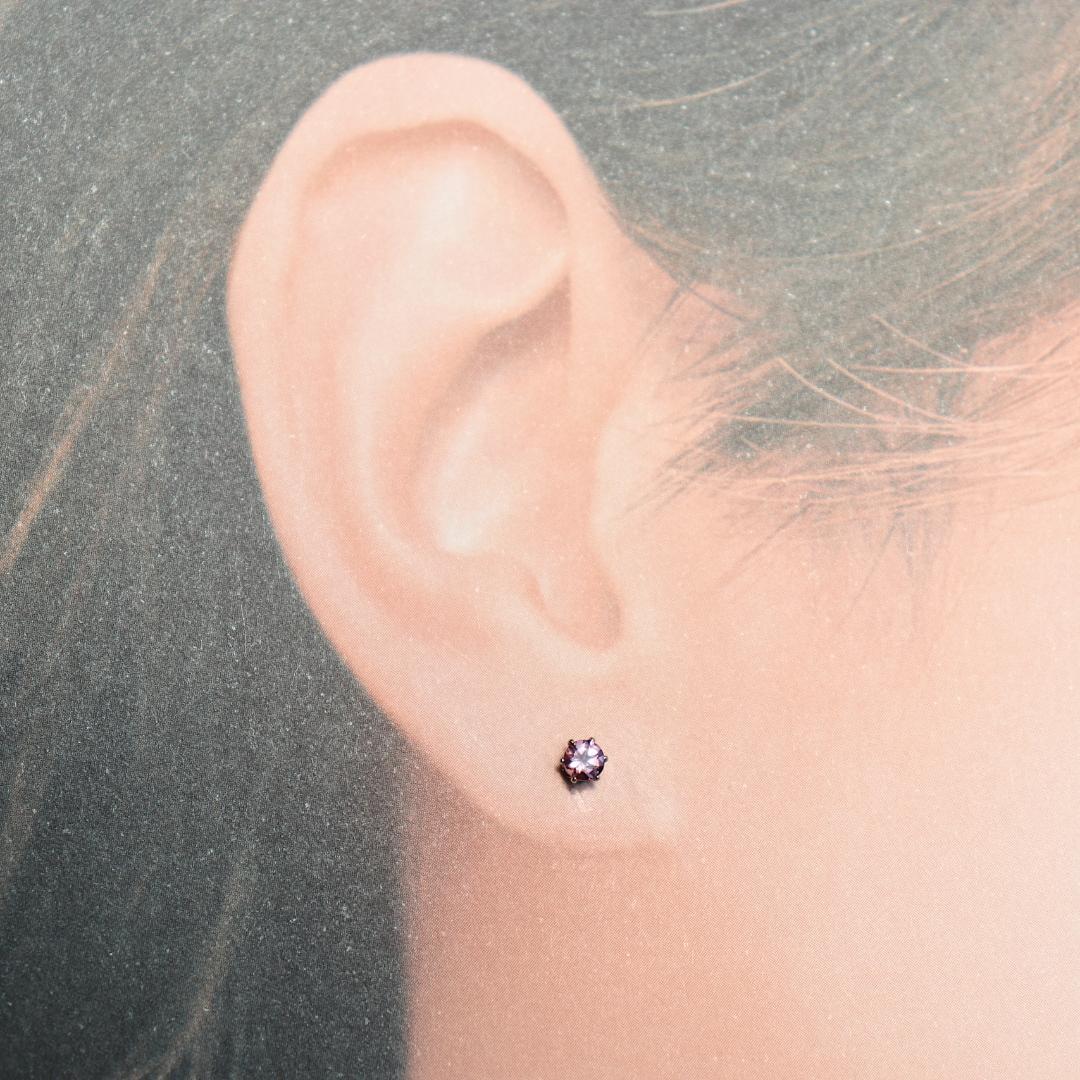 春色　希少ガーネット　マラヤガーネット　デマントイドガーネット　一粒ピアスセット