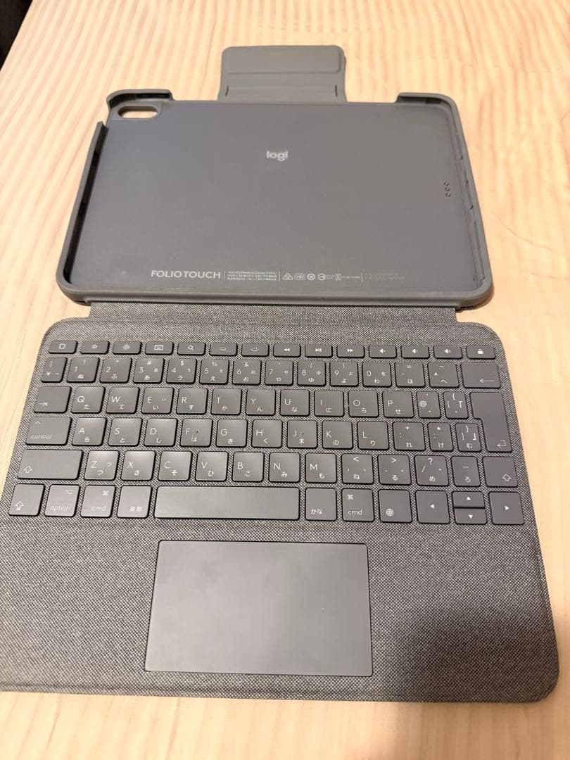 FOLIO TOUCH キーボードケース iPad Air用 YU0043