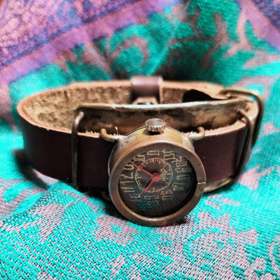 個性派✨アンティークハンドメイドアート腕時計✨ヴィンテージブラウン革レザー時計✨