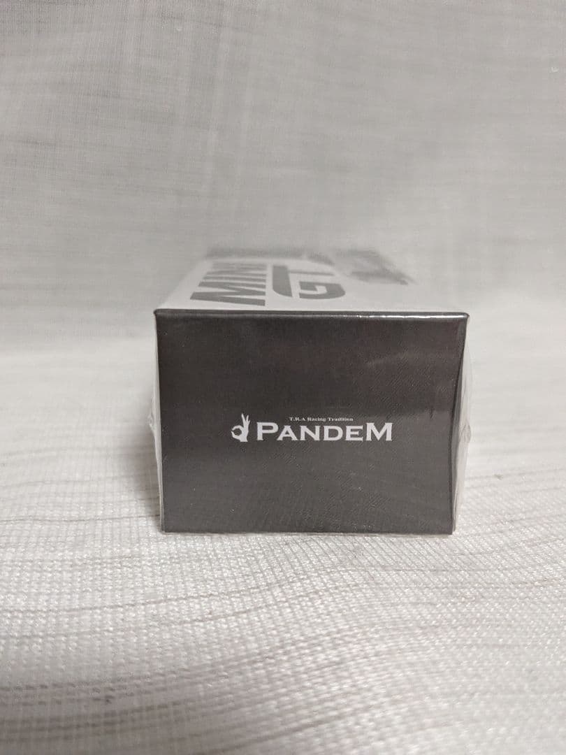 miniGT トヨタ　GR スープラ PANDEM ホワイト