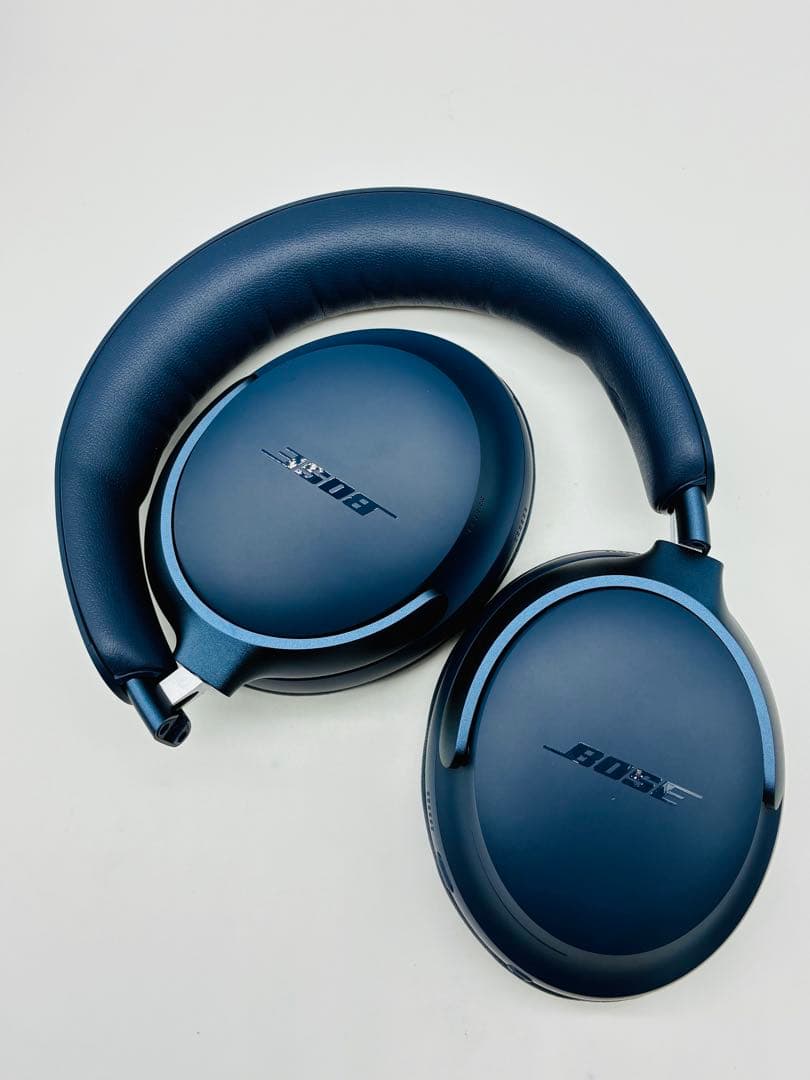 美品　Bose QuietComfort Ultra ヘッドホン ルナブルー