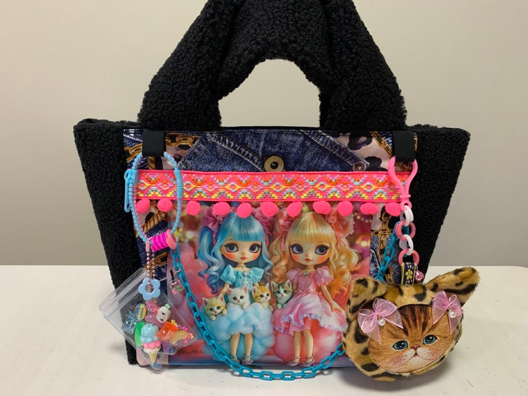 m*e様 コヤンイサムチョン//ドールレディ ボックス型トートバッグ　プクプクチ