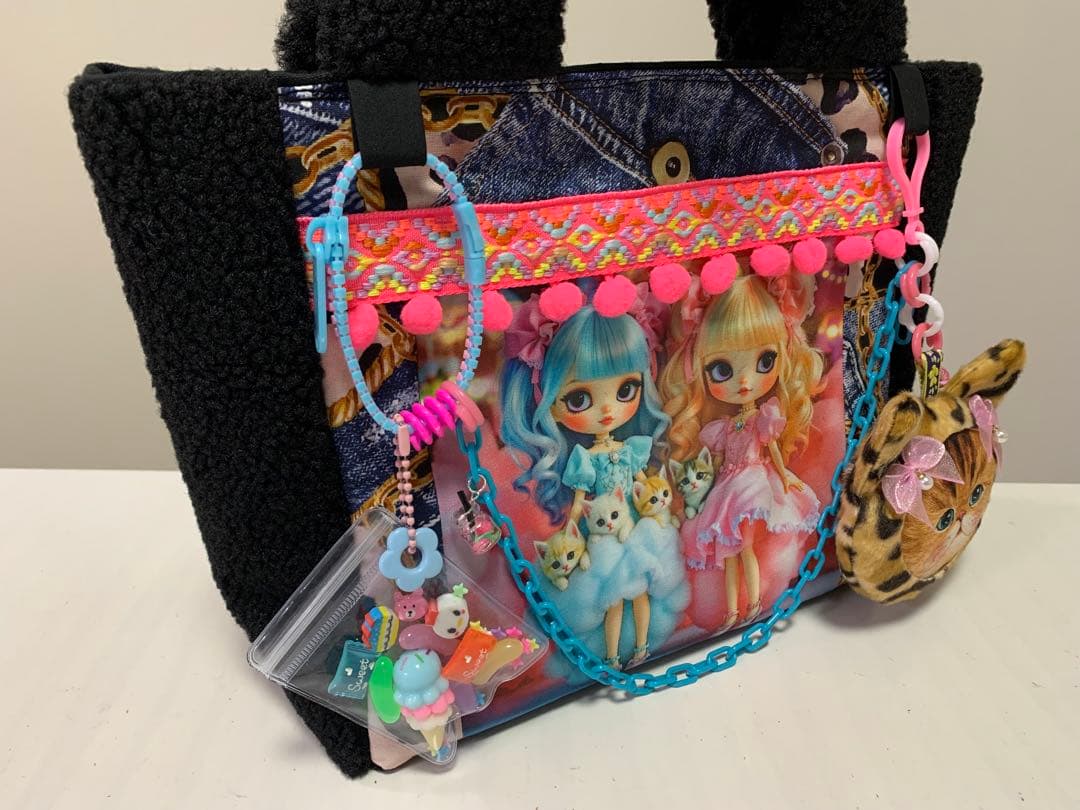 m*e様 コヤンイサムチョン//ドールレディ ボックス型トートバッグ　プクプクチ