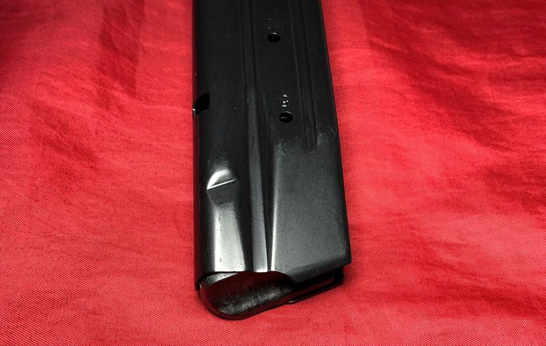 SIGSAUER製　実物純正P320/M17/M18用マガジン　中古品