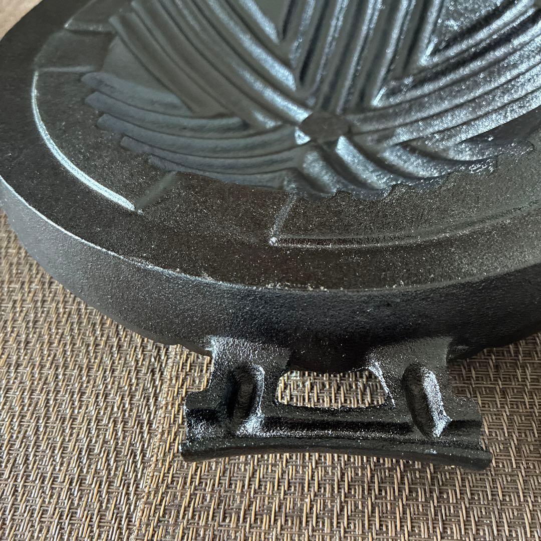 【日本製】南部鉄器　ジンギスカン鍋 28㎝