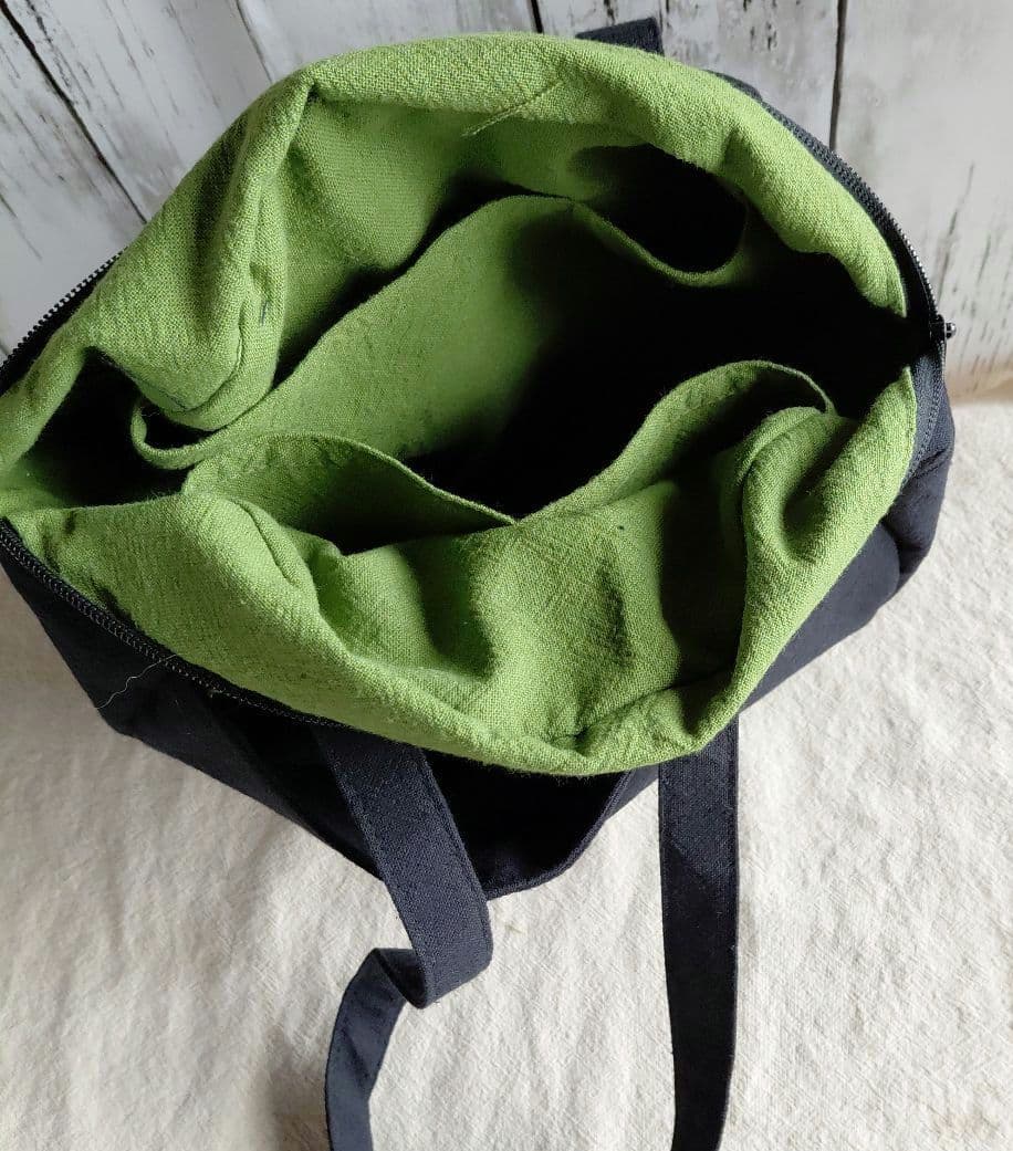 ハンドメイドトートバッグ※スクエアバック※ラウンド型バック※コットンリネン