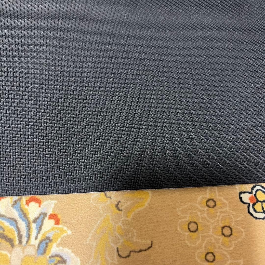 【希少・美品】遊戯王 公式 マルチャミー プルリア ハーフプレイマット 台湾