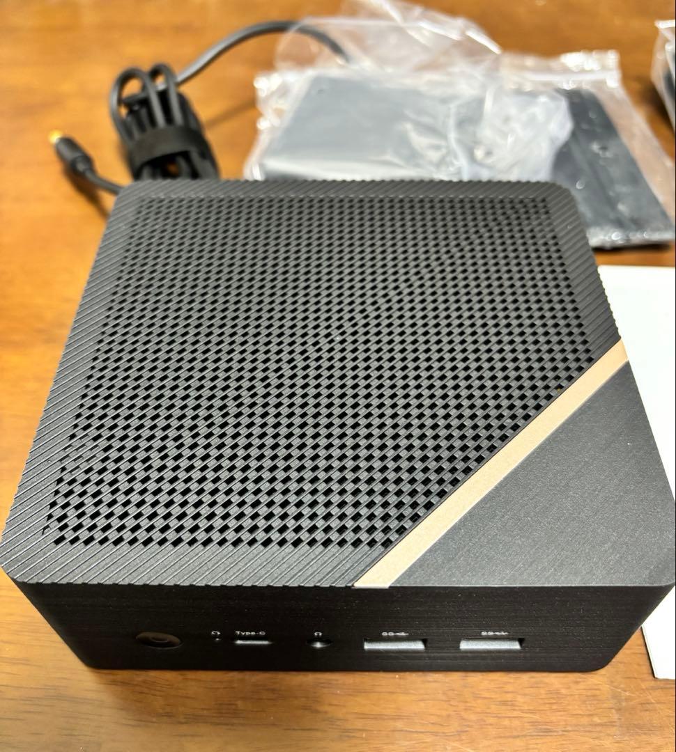 【年末セール】ミニPC AMD Ryzen 7 8845HS 8コア16スレッド