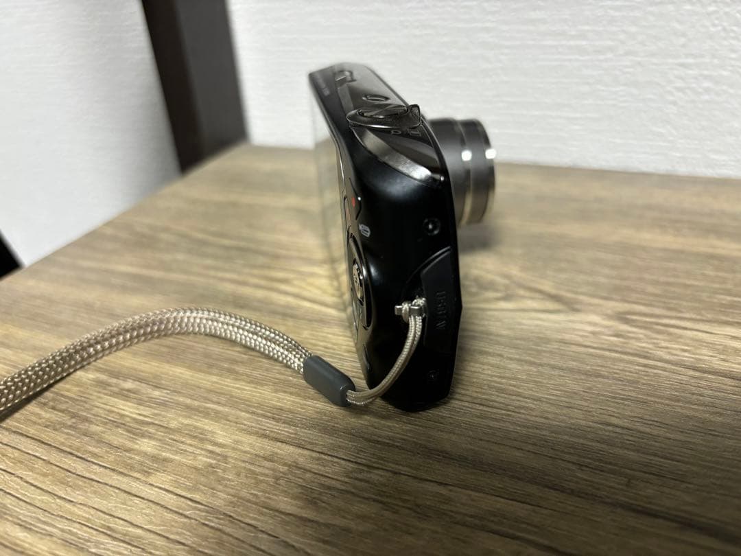 デジタルカメラ CASIO EXILIM EX-Z2000