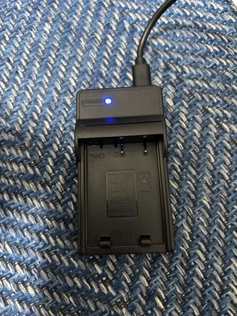 デジタルカメラ CASIO EXILIM EX-Z2000