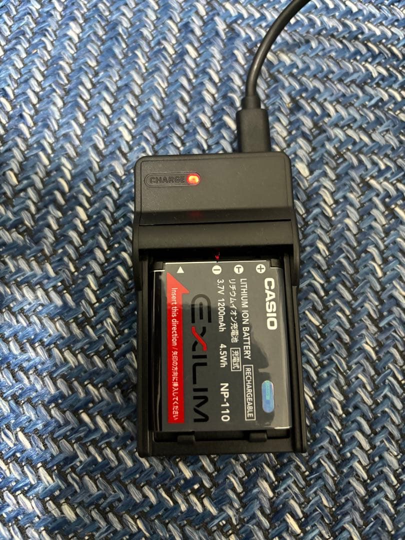 デジタルカメラ CASIO EXILIM EX-Z2000