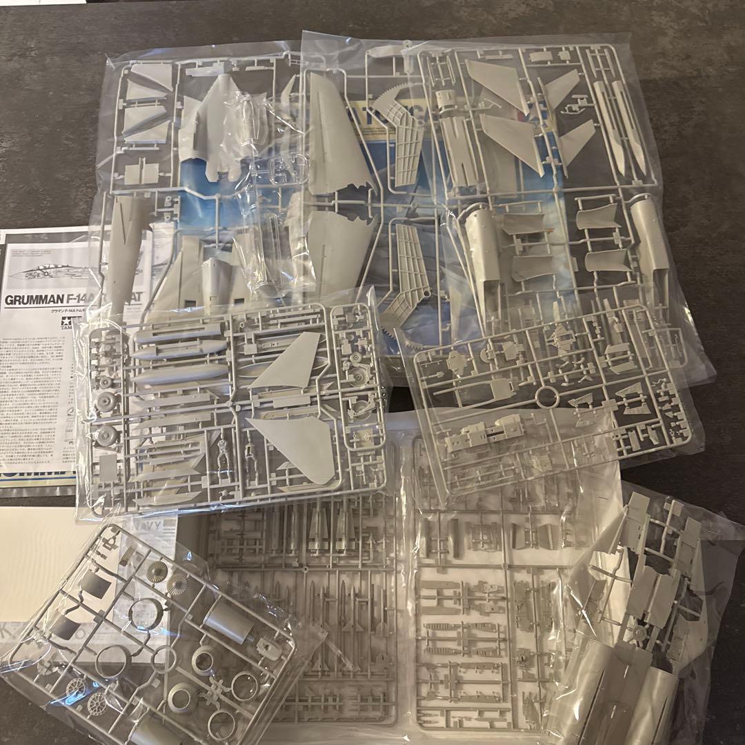【新品未組立】タミヤ グラマンF-14Aトムキャット