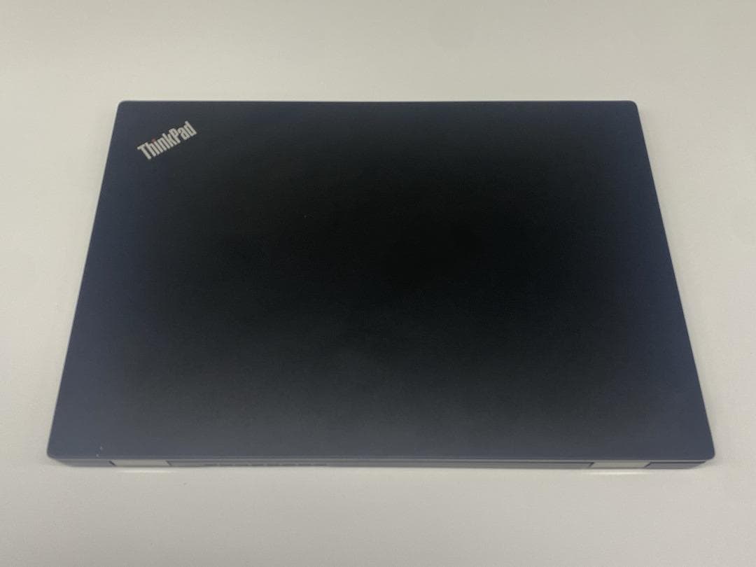【Lenovo】i3/SSD256GB/8GB/13.3型 ノートパソコン