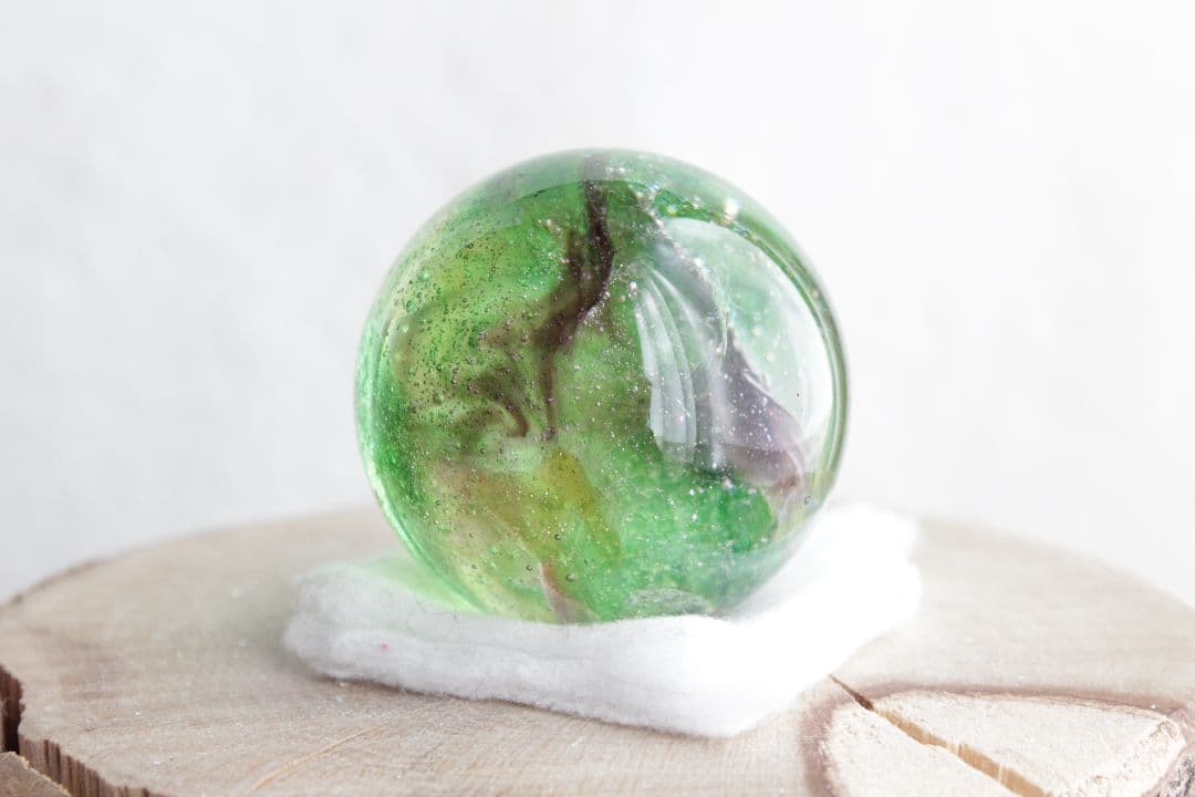 シエラネバダ産アンダラクリスタル　スフィア　マルチカラー（グリーン・パープル）