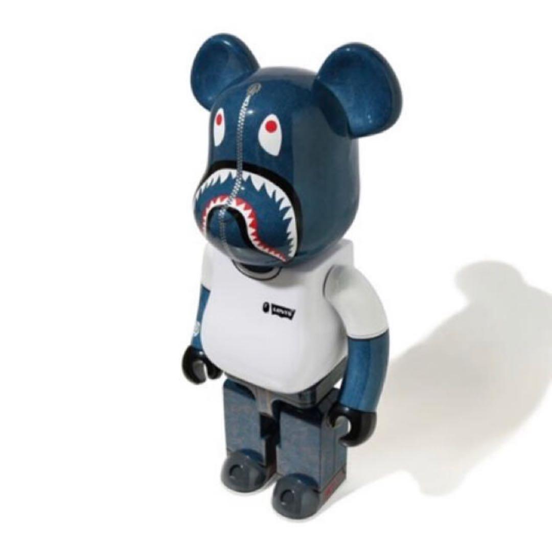 BE@RBRICK BAPE®︎ × Levi’s 1000%