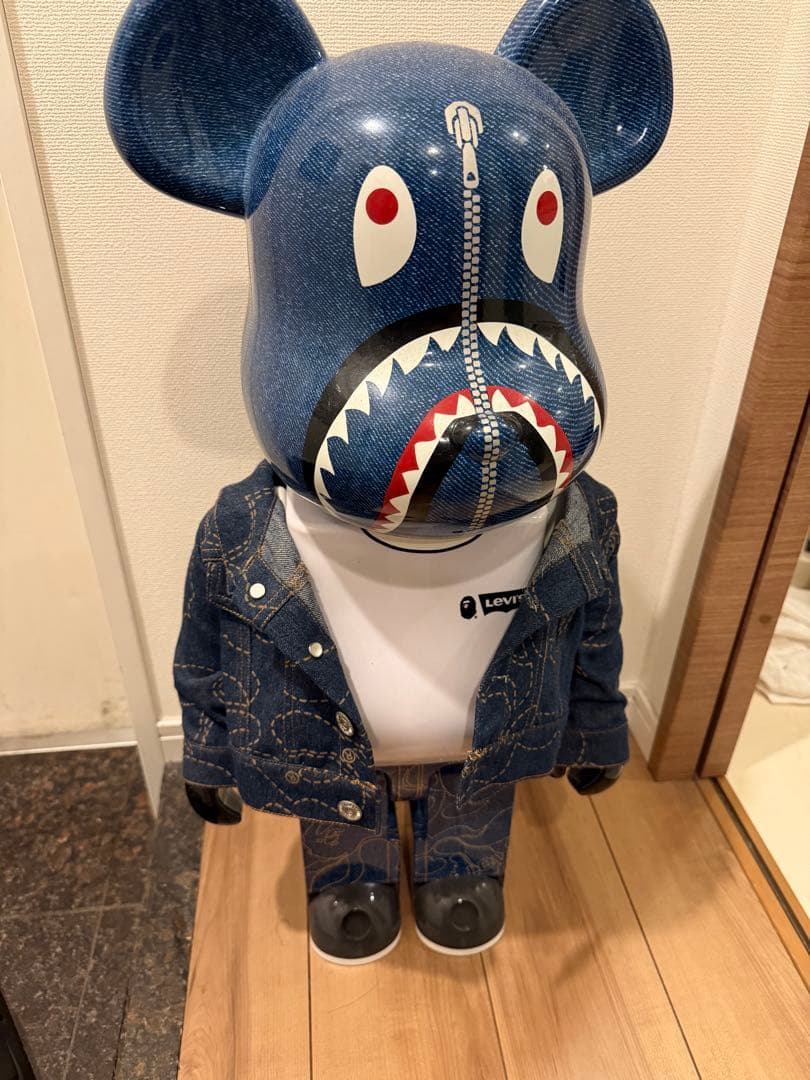 BE@RBRICK BAPE®︎ × Levi’s 1000%