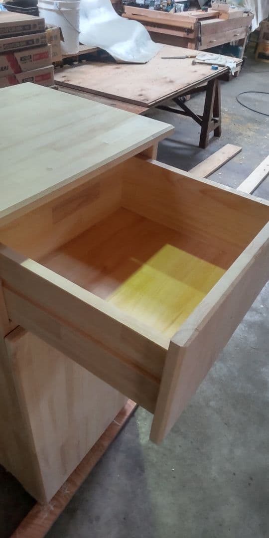 木製宅配BOX、 引き出し、カギ付き、無塗装品、三辺の合計1900mm以下