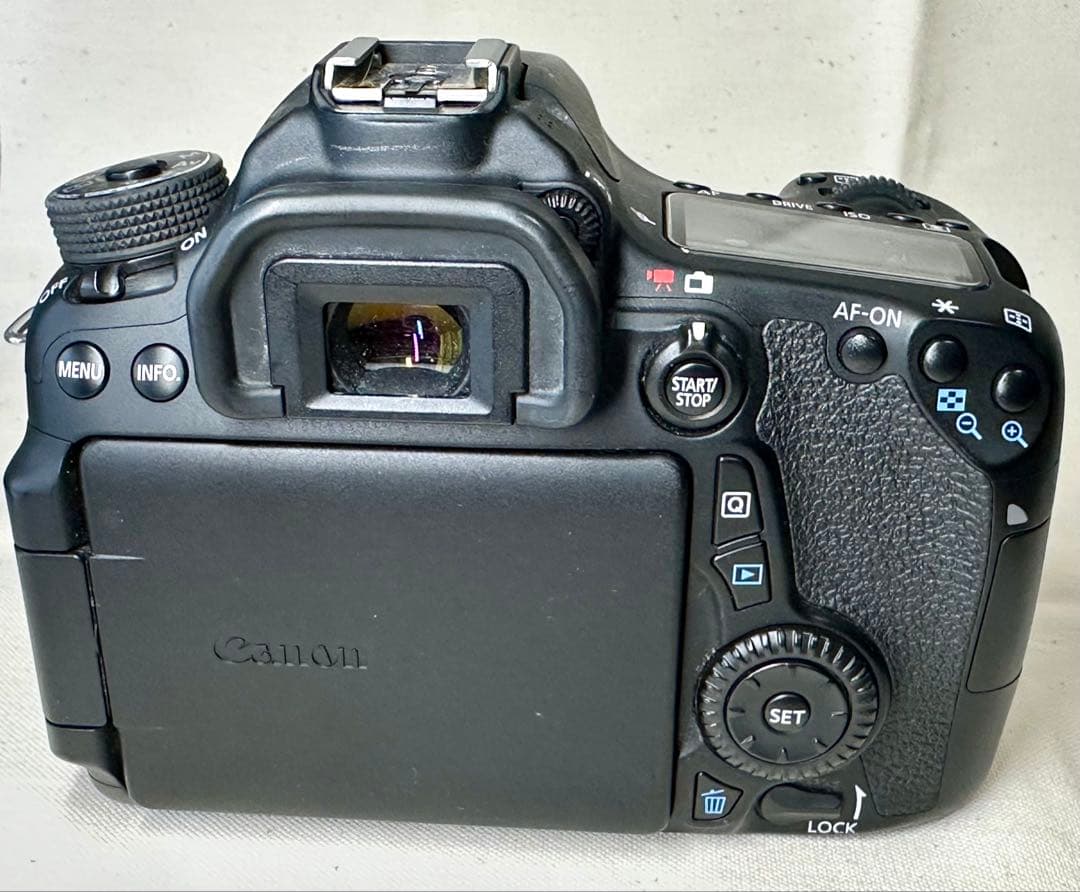 Canon EOS 70D デジタル一眼レフ 本体+レンズセット
