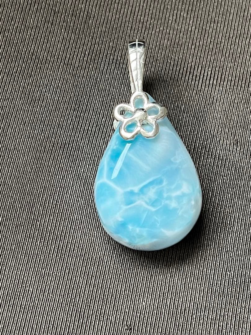 天然石☆高品質！ラリマーしずく型ペンダントトップ☆フラワーバチカン＆模様が美しい