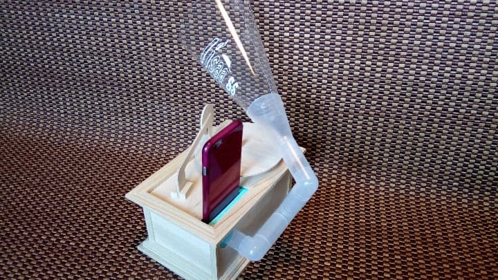 イイサーSS スマホエコスピーカー蓄音機タイプ
