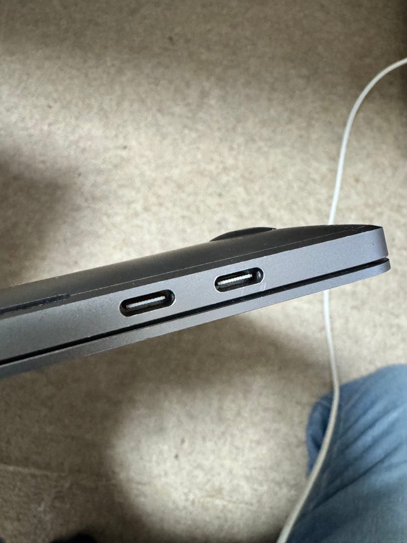 MacBook Pro 32GB 512GB i7 13インチ 2020