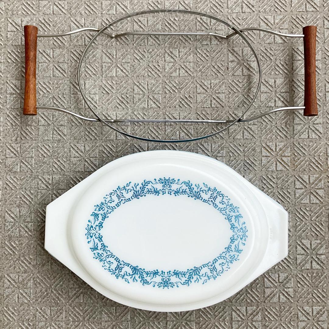 【最終値下】パイレックス ブルーアイビー オーバル キャセロール クレードル付き